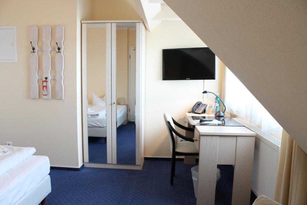 Hotel Stolteraa Росток Номер фото