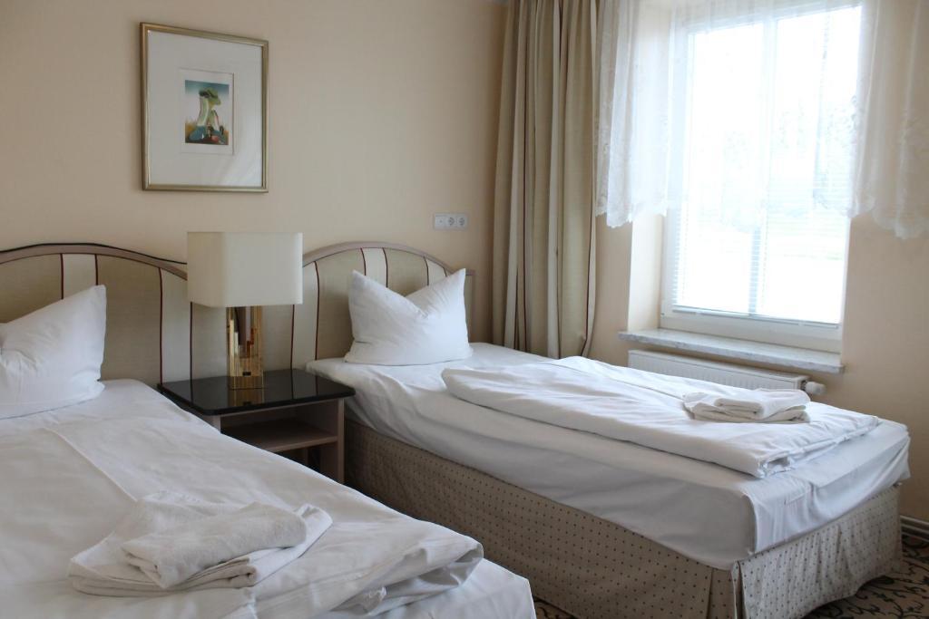 Hotel Stolteraa Росток Экстерьер фото