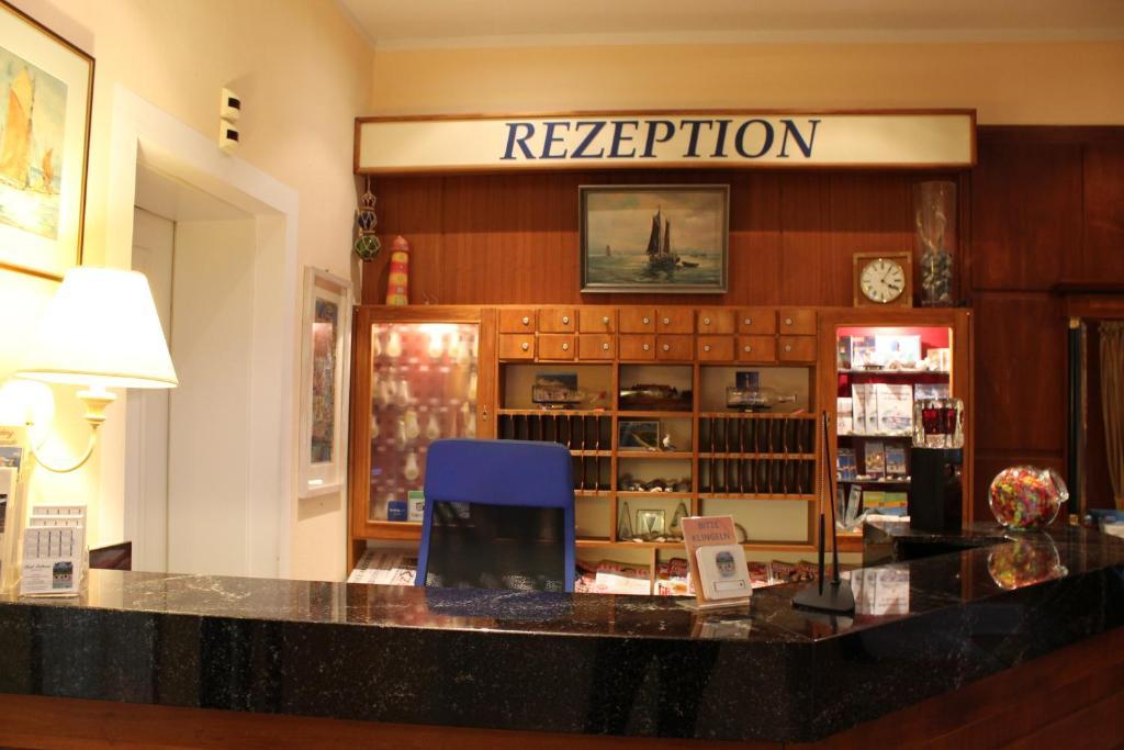 Hotel Stolteraa Росток Экстерьер фото